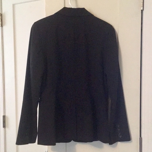 Gorgeous Banana Republic black blazer! - Picture 2 of 2